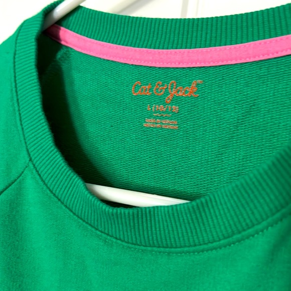 Girls green sweatshirt with clovers on sleeves and “so lucky” on front - Picture 3 of 3